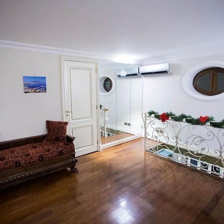 Hause Naty Spaccanapoli Apartment Bagian luar foto