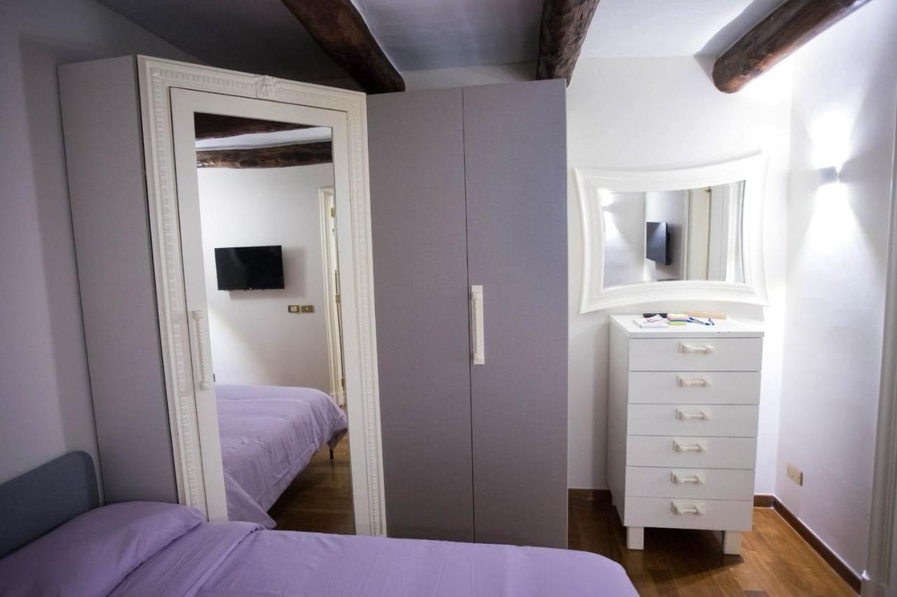 Hause Naty Spaccanapoli Apartment Bagian luar foto