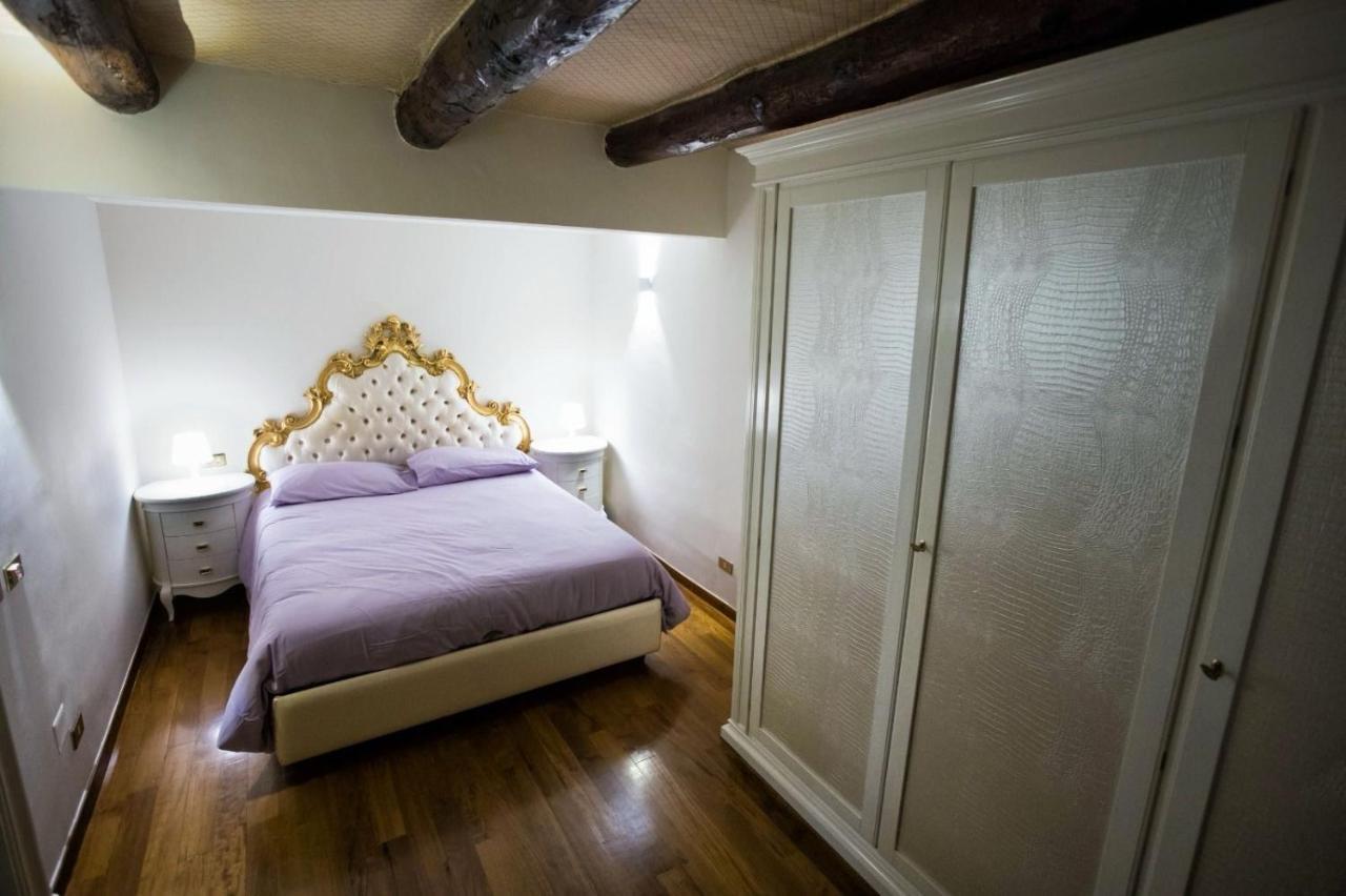 Hause Naty Spaccanapoli Apartment Bagian luar foto