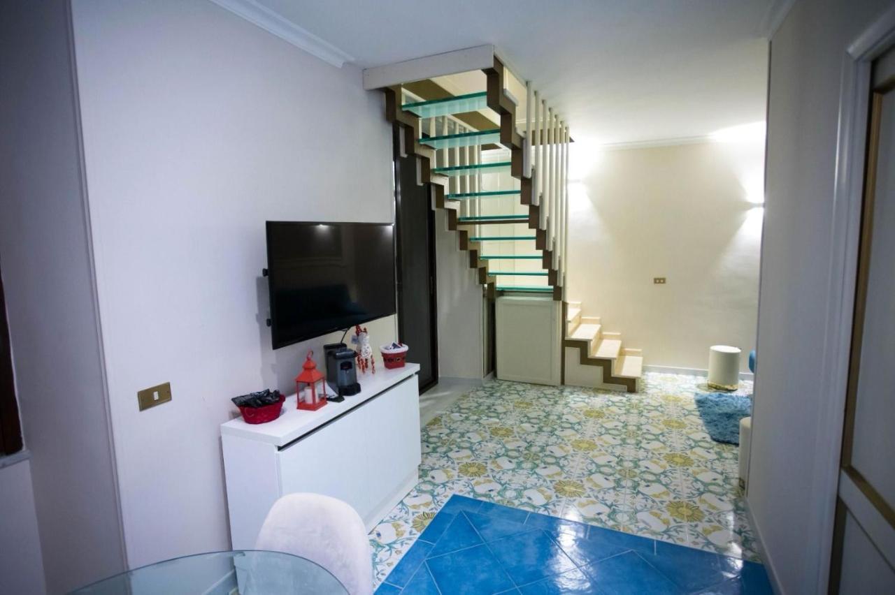 Hause Naty Spaccanapoli Apartment Bagian luar foto